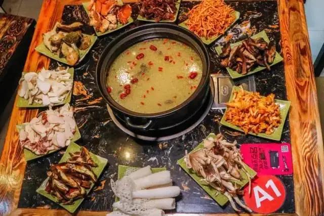 云南特色火鍋大盤點，你吃過幾個？    昆明傳媒公司