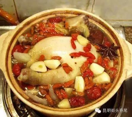 云南25個少數民族，一族一道菜，好吃到沒脾氣！    昆明會展策劃